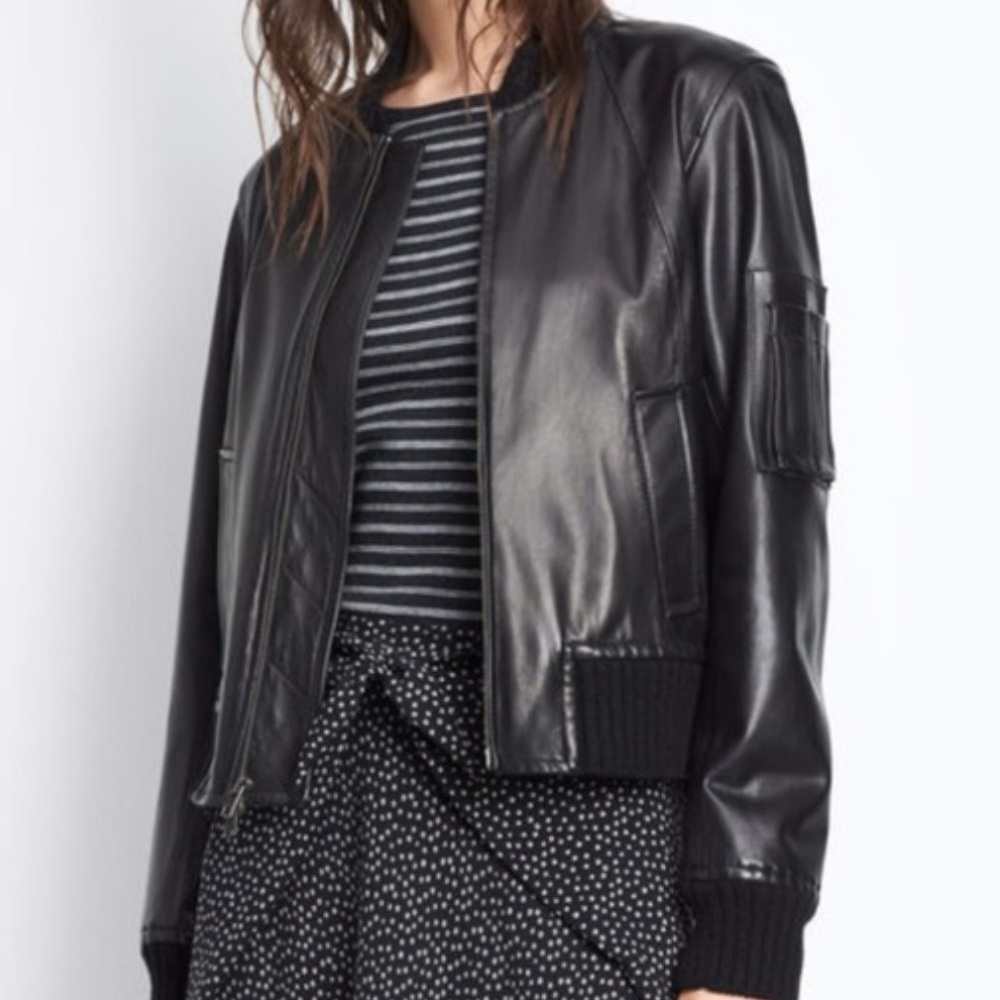Vince Women’s Black Leather Bomber Jacket in Medium. Lambskin leather